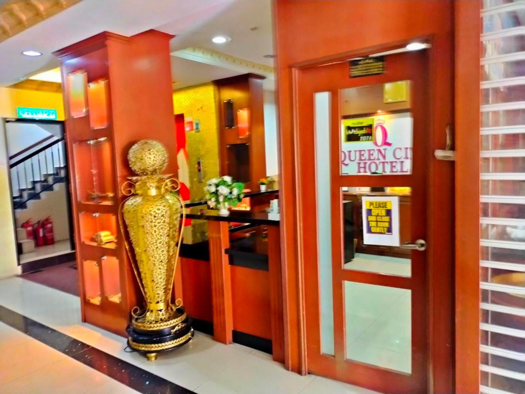 Super Oyo 998 Queen City Hotel George Town Dış mekan fotoğraf